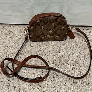 NWOT COACH Crossbody Bag